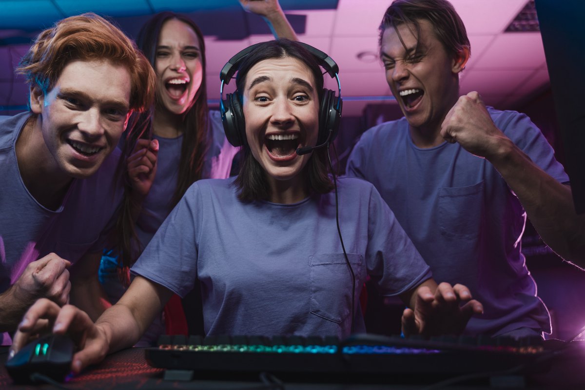 OVHcloud_Gaming's tweet image. Started with a 5-player lobby. Now hosting a 100-player battle royale tournament ? 🏆

Scale your #infrastructure as fast as your community grows.

#ServerAdmin #Growth