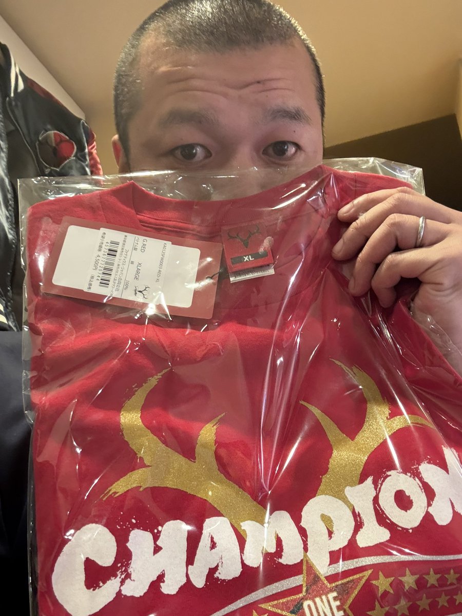 ManabuX1988's tweet photo. 昨日NHK終わりにハラカド行ったらみんなMVPは早川って言ってた!Tシャツは在庫あり!
#やっと優勝の実感湧いてきたからいっぱい呟く② https://t.co/8eekV2JwPj