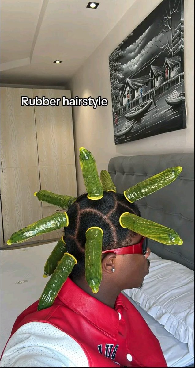 Have you seen this hairstyle?😂
