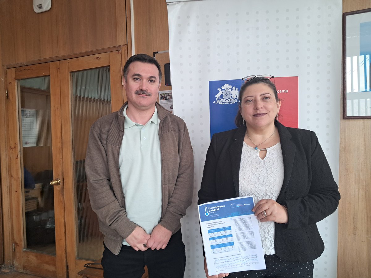 El Jefe de Proyecto del Observatorio Laboral Atacama, Raúl Díaz, se reunió con la Seremi (S) del Trabajo y Previsión Social, Dissa Castellani, instancia en revisaron  los antecedentes del mercado laboral presentado en el Boletín Termómetro Laboral Atacama agosto - octubre 2025.