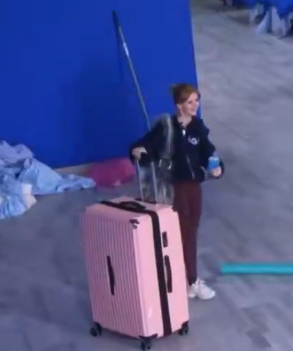 NO T CREO😂😂😂😂😂 #LaCasaDeLosGemelos2