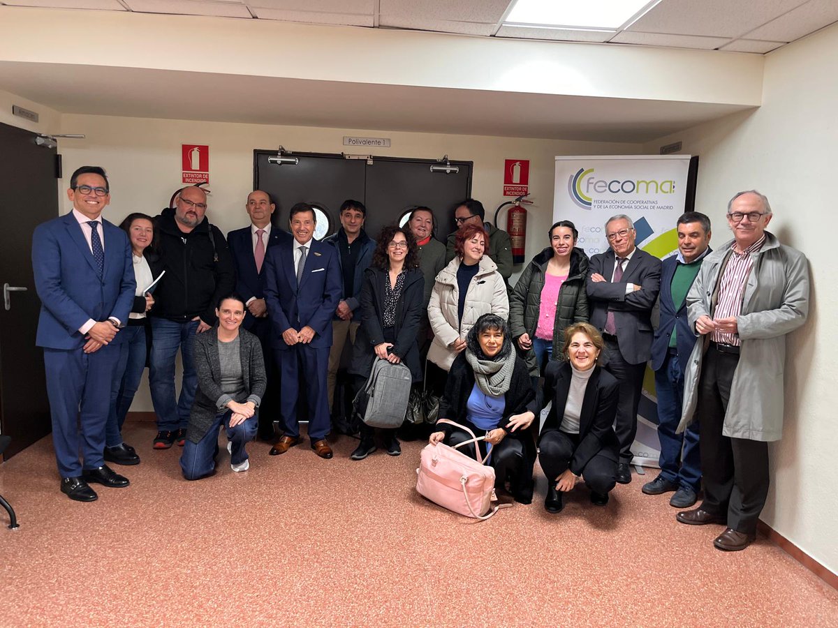 Hoy he asistido a la Jornada de Diagnóstico y Networking de la Economía Social en #Villaverde, un evento organizado por <a href="/FecomaMadrid/">FECOMA</a> y cofinanciado por el <a href="/MADRID/">Ayuntamiento Madrid</a>, donde compartimos retos, oportunidades y acciones para seguir impulsando la #EconomíaSocial en nuestro distrito. 🤝
