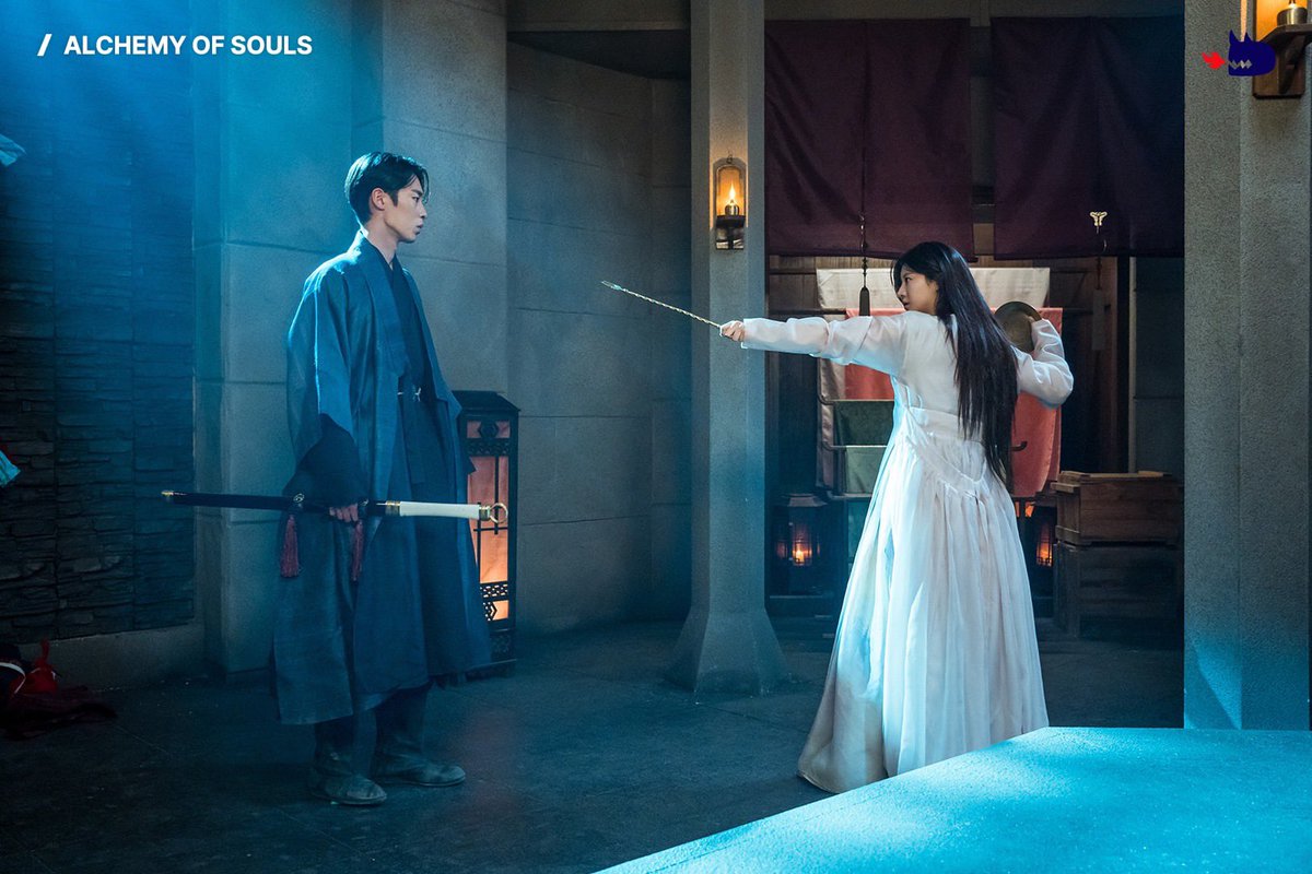 leejaewookrec's tweet image. 20251210 studiodragon.official

Even after 3 years, I go insane when it turns off.
I just pine for you—that’s why I came back to watch #AlchemyofSoulsLightandShadow💖

#이재욱 #LeeJaeWook