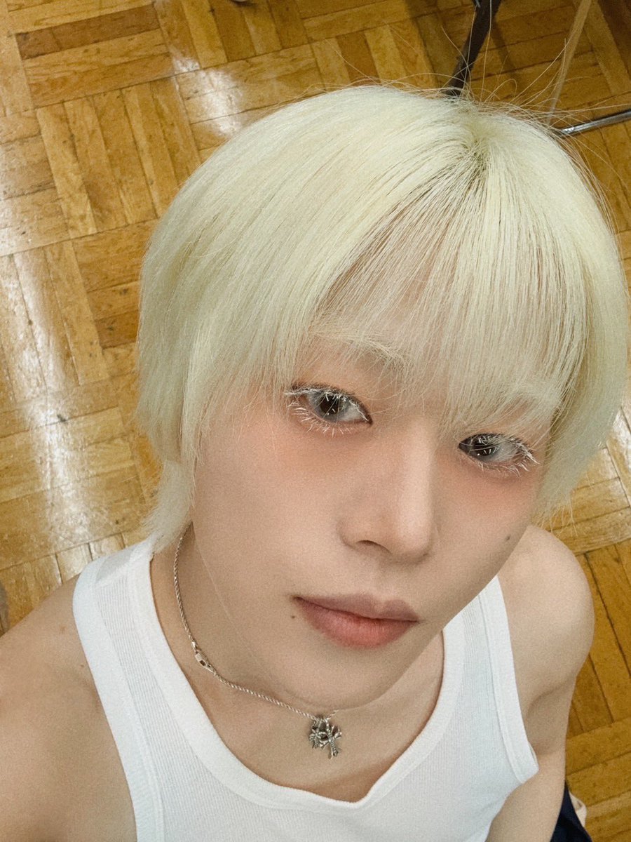 official_jo1's tweet photo. [#木全翔也]

FNS歌謡祭ありがとうございました！！
オヌルは白まつげしてみたよなんだぜ
意外と似合ってるんじゃない？🧐

#FNS歌謡祭
#JO1 #SYOYA https://t.co/FNXKDmIziu