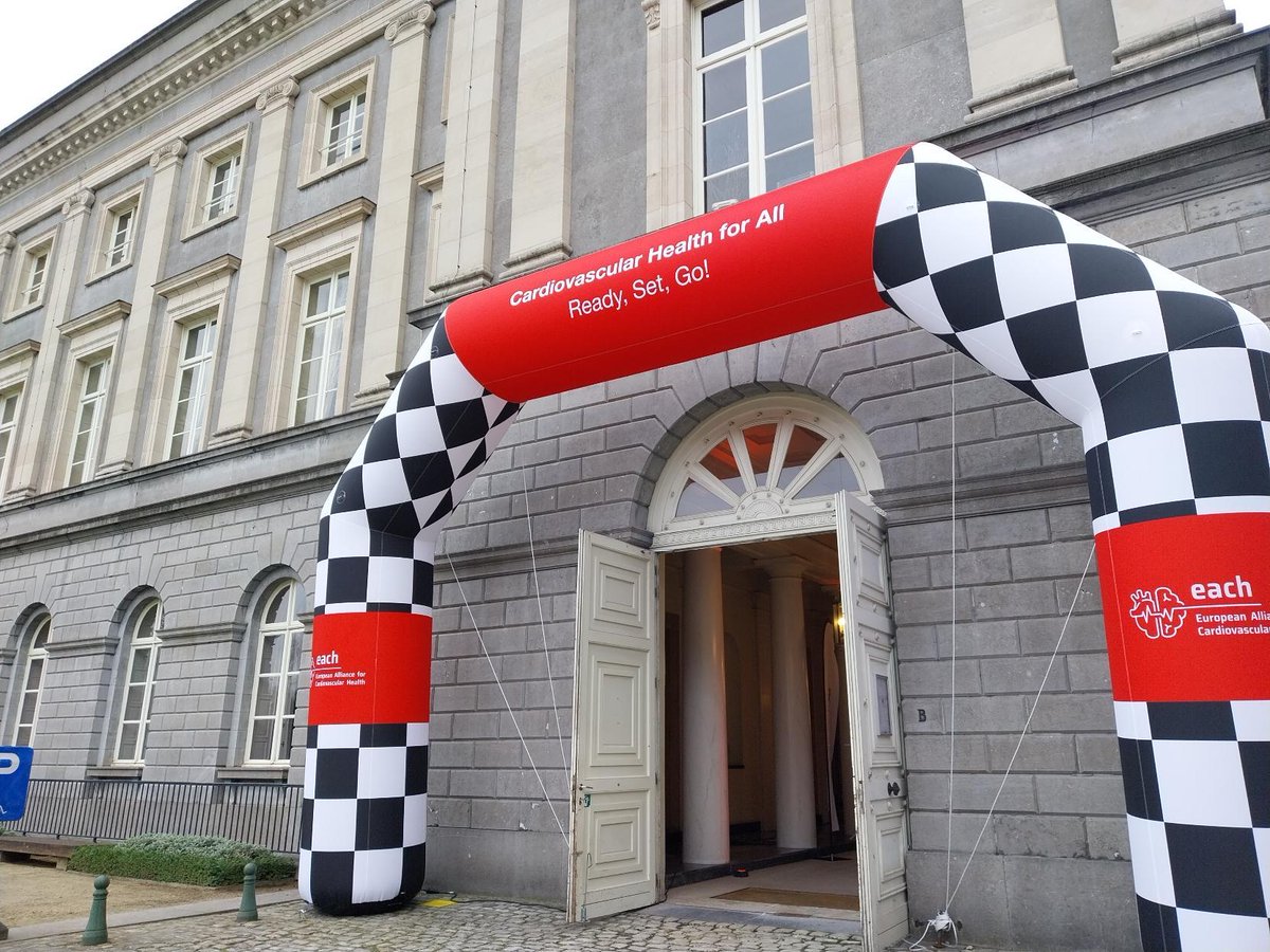 secardiologia's tweet image. 🇪🇺 Hoy, Héctor Bueno participó en el #EACH Cardiovascular Health Summit, un encuentro clave donde se presenta el Plan Europeo de Salud Cardiovascular en Bruselas.

✅ Prioridades comunes, implementación de políticas y acciones coordinadas para mejorar la prevención y la atención