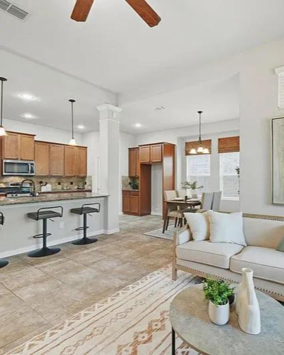 PBarloco's tweet photo. New price on this former model home in Prospect Creek at Kinder Ranch. 

4 bedrooms, 3.5 bathrooms, 3 car garage, and 3,275 square feet. Send me a message or give me a call to schedule a private showing.

1903 ROARING, SAN ANTONIO, TX 78260  
Price: $600,000.00 https://t.co/8ccsQMLevU