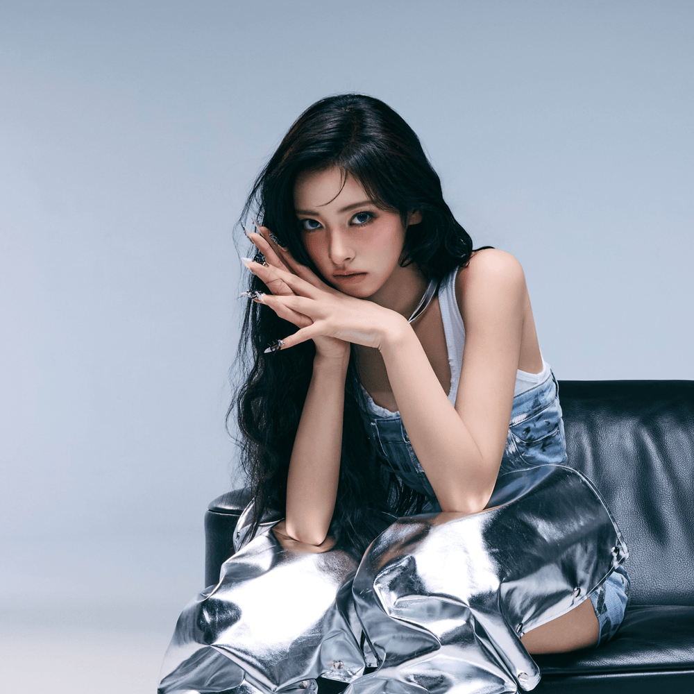 pannchoa's tweet image. MEOVV's Anna receives attention for not singing live compared to the rest of her groupmates
tinyurl.com/4vaaje7f