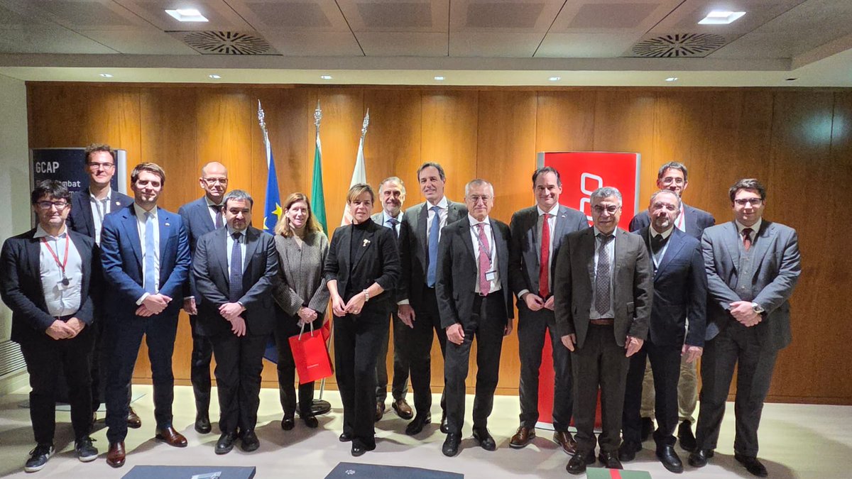 Il LAC ha preso parte alla visita della delegazione del Nord Reno-Vestfalia, Stato federato tra i più industrializzati della Germania, al sito <a href="/Leonardo_IT/">Leonardo</a> di Nerviano. Un evento dedicato ai programmi aerospaziali e al confronto su progetti congiunti su tecnologie e sostenibilità