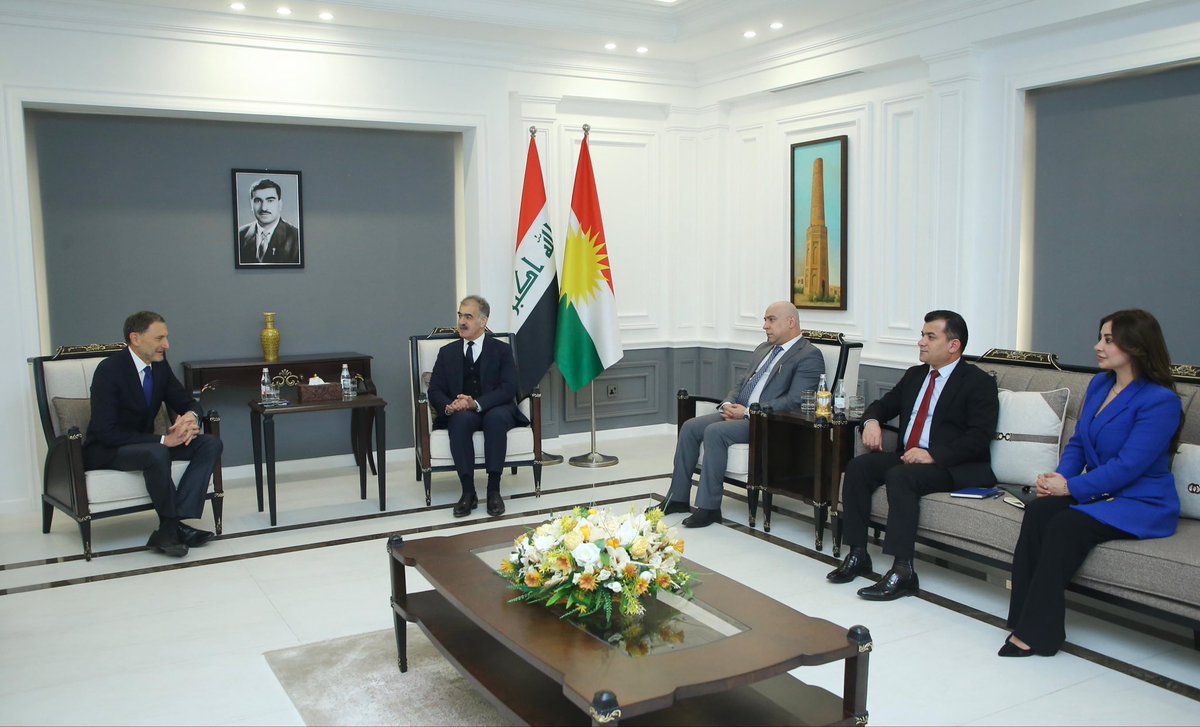 SafeenDizayee's tweet photo. I welcomed Wojciech Bożek, Head of Mission at the Embassy of #Poland to Iraq, accompanied by Maciej Zajdel, new Consul General in Kurdistan. We discussed current developments and regional dynamics, and agreed to unlock the full potential of our bilateral relationship. https://t.co/GleKOy7N1N