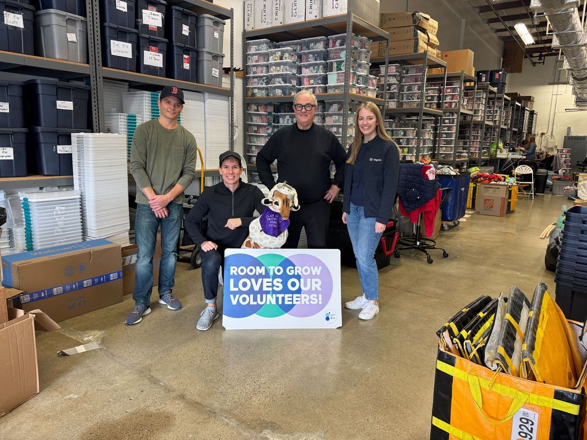 For GivingTuesday, Pledge 1% member <a href="/algolia/">Algolia</a> organized a company-wide Giving Day, on which they encouraged their employees to donate their time to causes around the world.

We love seeing companies activate their Pledge 1% programs to celebrate generosity!

#Pledge1