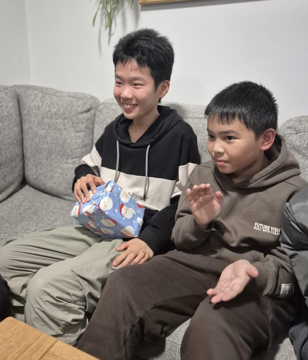 BromsPage's tweet photo. The perfect festive treat - boarders in Conway Page enjoyed exchanging Secret Santa presents with each other last night. 

#BromsBoarding #ILoveBoarding #ChristmasAtBromsgrove https://t.co/HISDTNbp9l