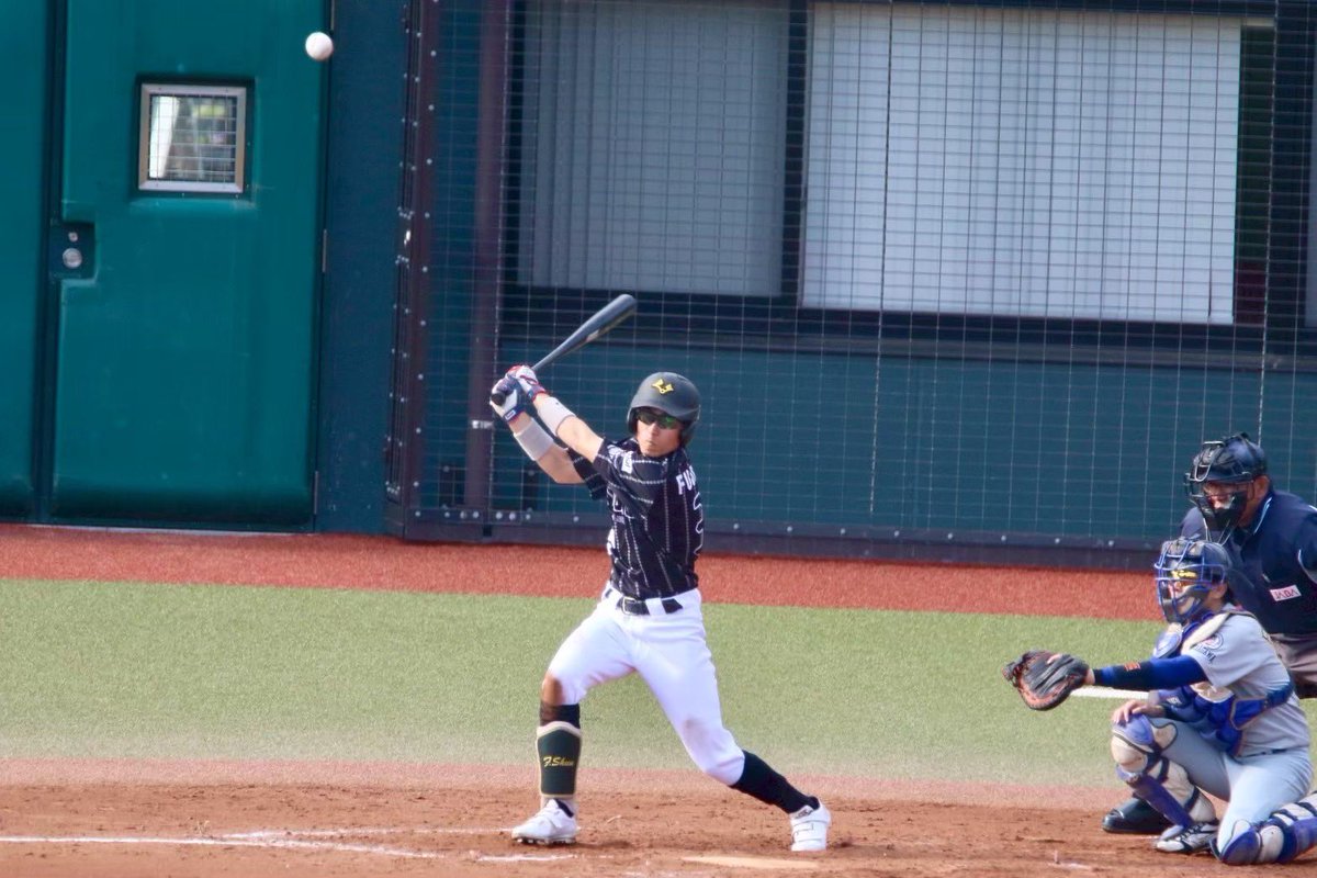 LL_odawara's tweet photo. 【勇退選手のお知らせ】
今シーズンを持ちまして3名が勇退致します。
リベラック小田原の原点を作り上げてきた存在に心から感謝します。
これからも新たな挑戦を応援しています！
#リベラック小田原 #株式会社リベラック #バックオフィス #パートナーセンター #駿コーチ #たまには来てね #社業に専念 https://t.co/AfUIeX7mBd
