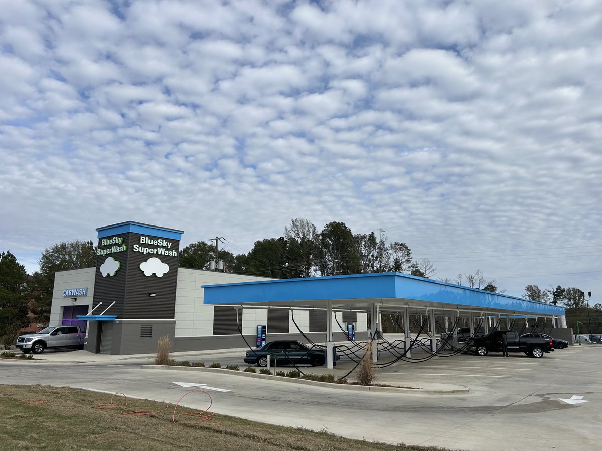 BlueSkyOxford's tweet photo. Need your car or truck washed ? We got you covered at our new #BlueSkyCarWash located in #ByramMs We are next to the #ByramKrystal #ComeSeeUs https://t.co/wLHGiyZmeO