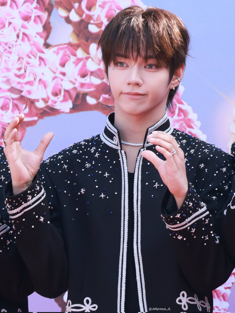 MatchaStar0421's tweet photo. AAA 25/12/06
#JL #제이엘 #AHOF #아홉 https://t.co/aduiqPmDZw