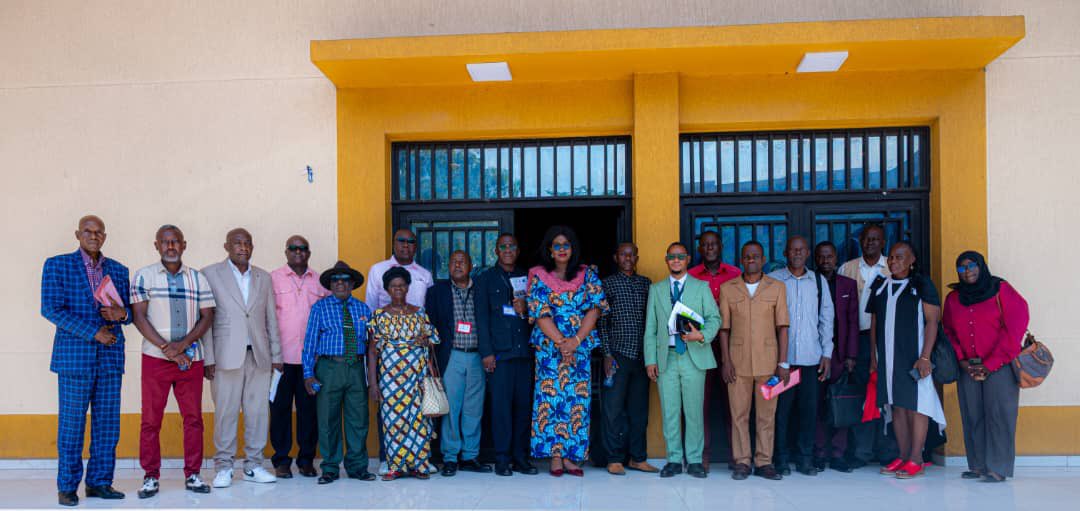 Pak-Citoyen : les #écoles partenaires mobilisées pour l’environnement et la citoyenneté

Dans le cadre du projet Pak-Citoyen, la #Commission Justice, Paix et Sauvegarde de la Création (CJPSC) et #Mwangaza Congo International ASBL ont reçu, le mardi 9 décembre, les chefs