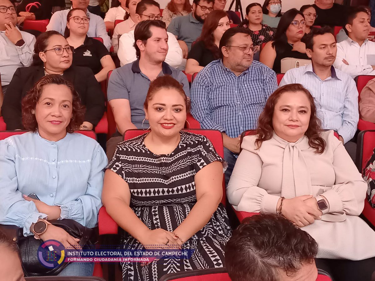 La Consejera Pdta. <a href="/Clara_CastroG/">Clara Castro Gómez </a> y la Consejera Electoral Rocío Palma Ruíz, asistieron a las conferencias impartidas por la especialista en D.D.H.H y el Magdo. Pdte. y Magdo. del Tribunal de Justicia del Estado, para fomentar la cultura de integridad y la denuncia ciudadana.