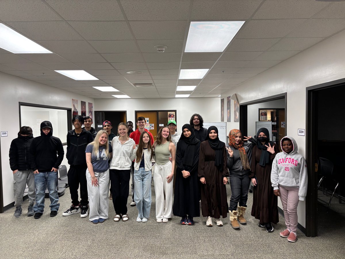 Lincoln High School tweet media