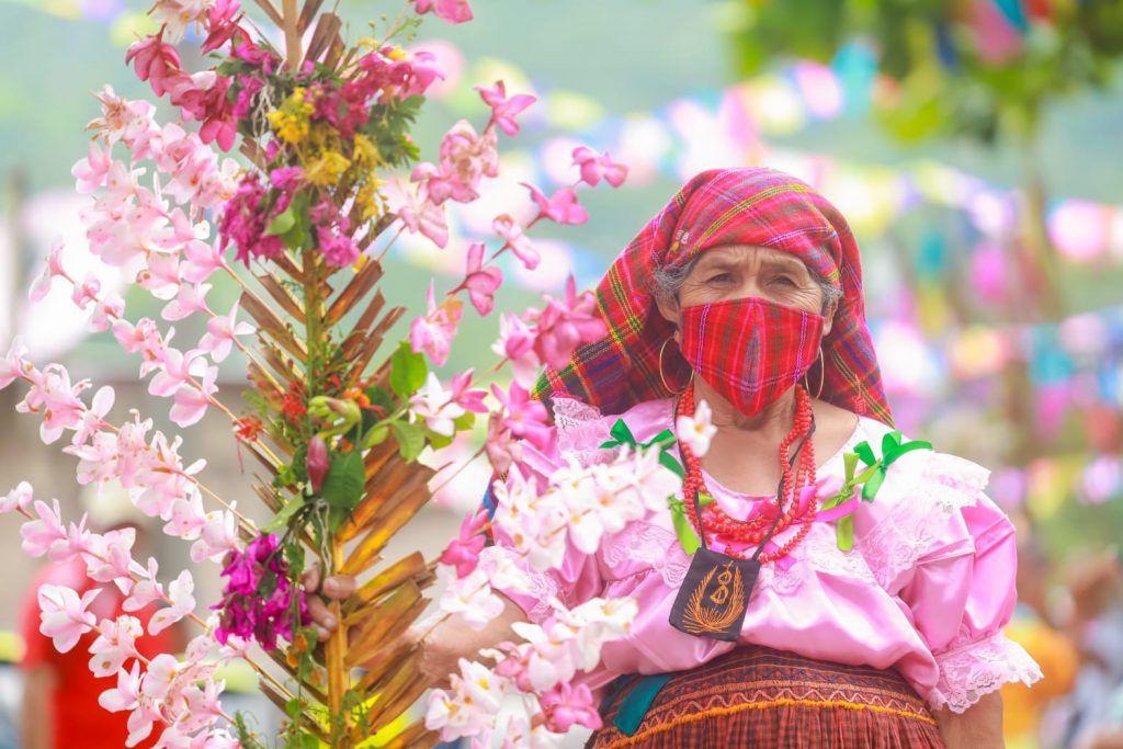 CeciliaGRM's tweet photo. La Cofradía de las Flores y las Palmas ya es Patrimonio Cultural Inmaterial de la Humanidad de la @UNESCO. 🌸🌺

Esta declaratoria, la primera en su categoría para El Salvador, es un logro que concretamos en conjunto con el Ministerio de @culturasv.

@cancilleriasv #ElSalvador #flores