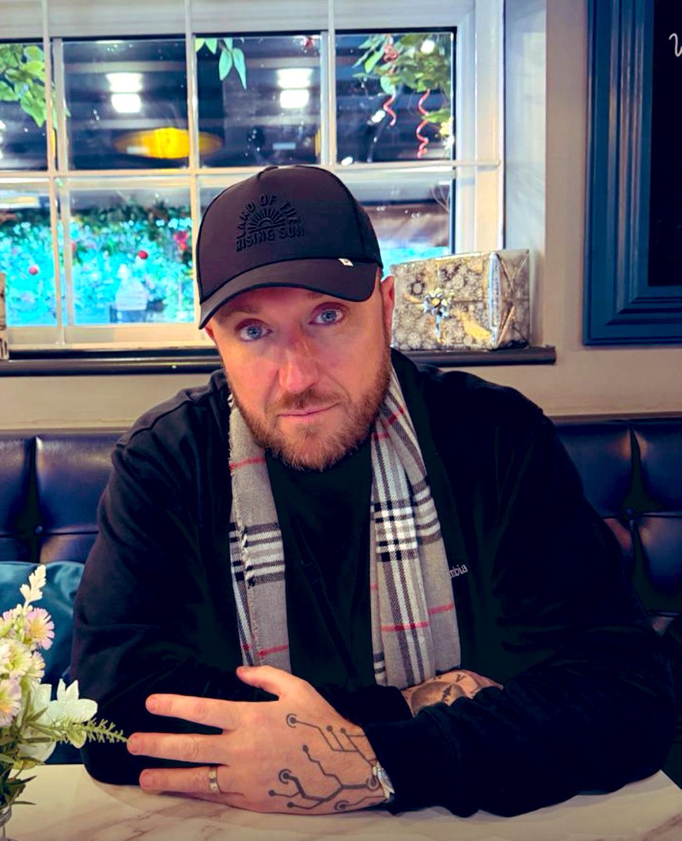 MANDO CT 🇮🇪 🇦🇪 🇬🇧 tweet media