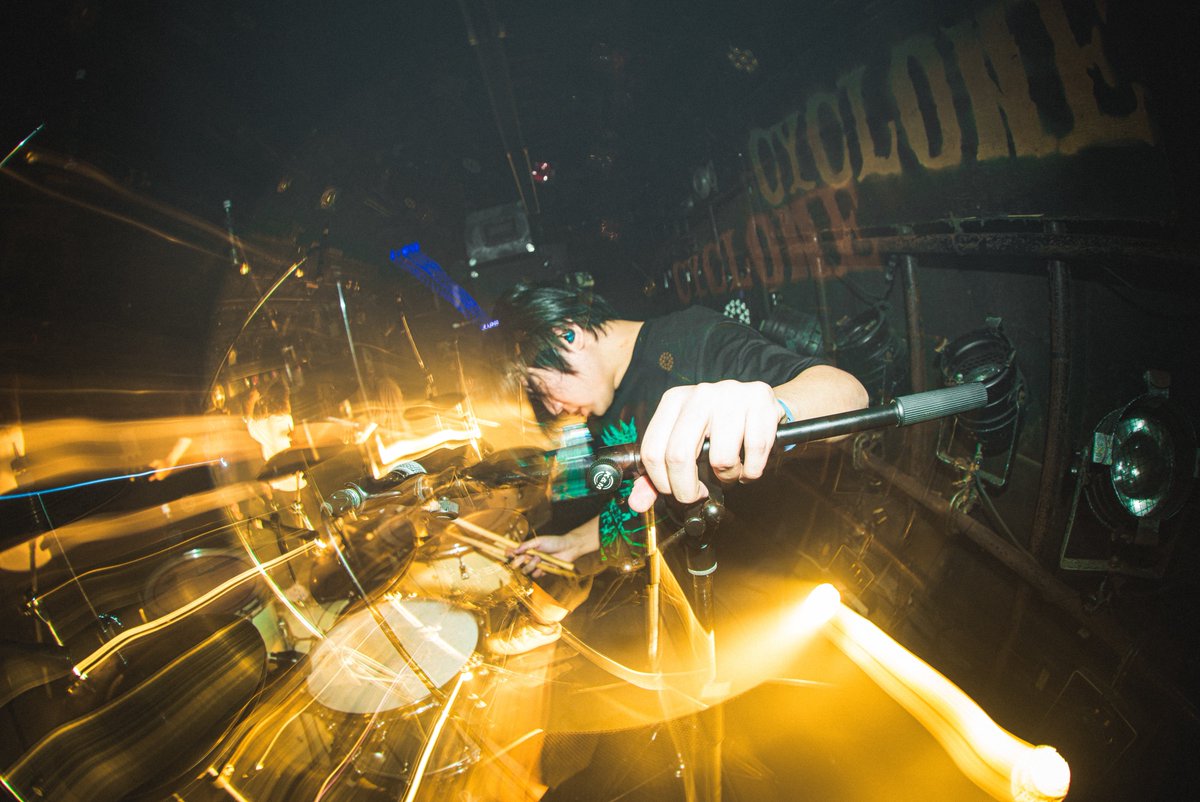 Sun_sharp's tweet image. 25'12/09 at CYCLONE
live photo by @mizukiphoto0920 📸

1 いい感じ
2 emoボーイ
3 マイク握りﾆｷ
4 集合写真

#wildogs
#photography