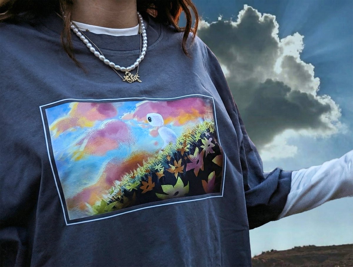 incoinsolana's tweet image. To celebrate the store launch, we’re running our first community competition where each winner will receive 200k incoin and a customized piece of merch.

How to enter
- Buy a tee from the store
- Make a post when you receive it
- Tag @incoinsolana and use #inMerch

Qualifying