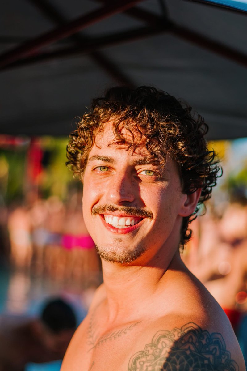 Relembrando momentos únicos do H&amp;H FESTIVAL 2025 - Resort Edition. O que era INCRÍVEL, se tornou FANTÁSTICO! 

Confira o álbum completo: planetahh.com.br/resort/hh-fest…

#hhfestival #festivalgay #gay #resort #festival