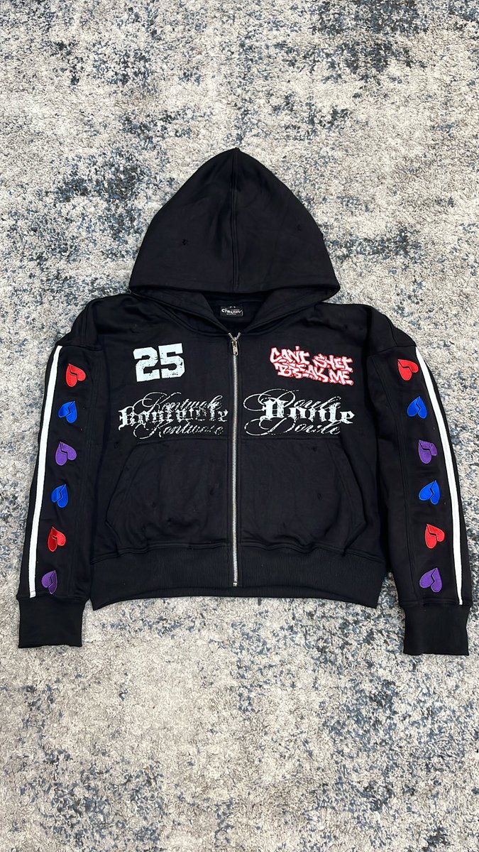 controlpainus's tweet photo. “CAN’T SHIT BREAK ME” 💲

Another piece adding to our “Kontwole Doulè” collection soon. 

Price: $80

- Boxy zip-up hoodie
- 100% Cotton 
- 420 GSM 
- Distressed garment. 
- Graphic and stitch detail. 

Limited drop 12/17/25

join sms list for 10% off ↙️
https://t.co/h8aoJkRqG9 https://t.co/C6nO7XjYvx