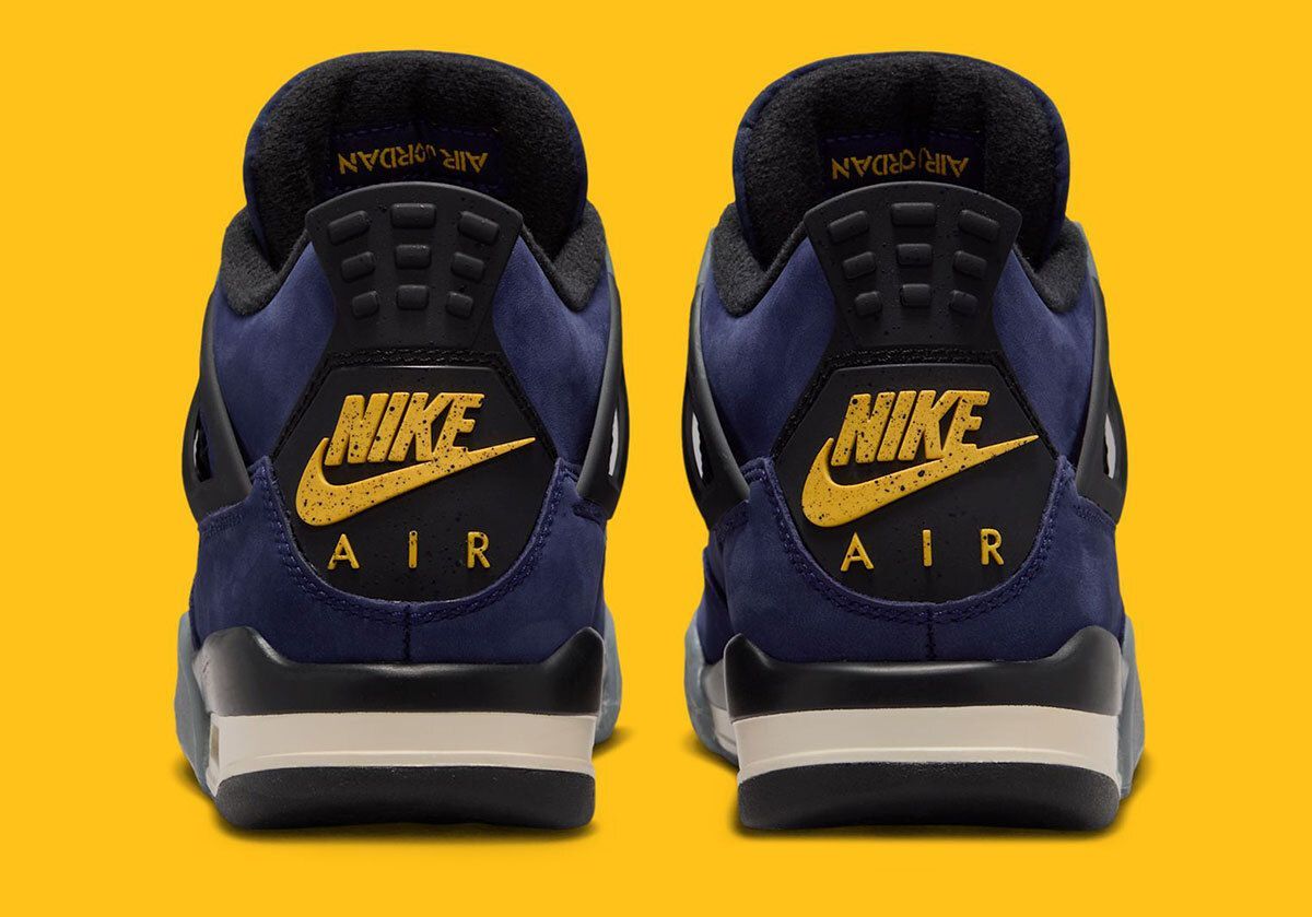 SneakerNews's tweet photo. 🚨 OFFICIAL IMAGES: Air Jordan 4 "Lakers" aka "Imperial Purple" 💫
👨‍👩‍👧‍👦 FFS (GS Pictured)
🗓️ March 2026

Learn more >> https://t.co/qxmPTsHUA4 https://t.co/mmhRP7JT8I