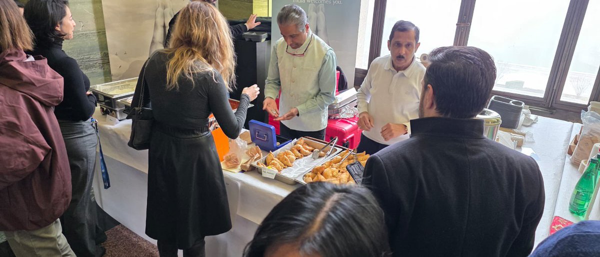 IndiaUNGeneva's tweet photo. 🇮🇳 at @UNGeneva for the United Nations Women’s Guild #UNBazaar!
A vibrant showcase of Indian cuisine, #handloom and #handicrafts, celebrating our rich cultural heritage and craftsmanship while supporting a noble cause!
#LocalGoesGlobal
@IndianDiplomacy https://t.co/kvbPKvdoOE