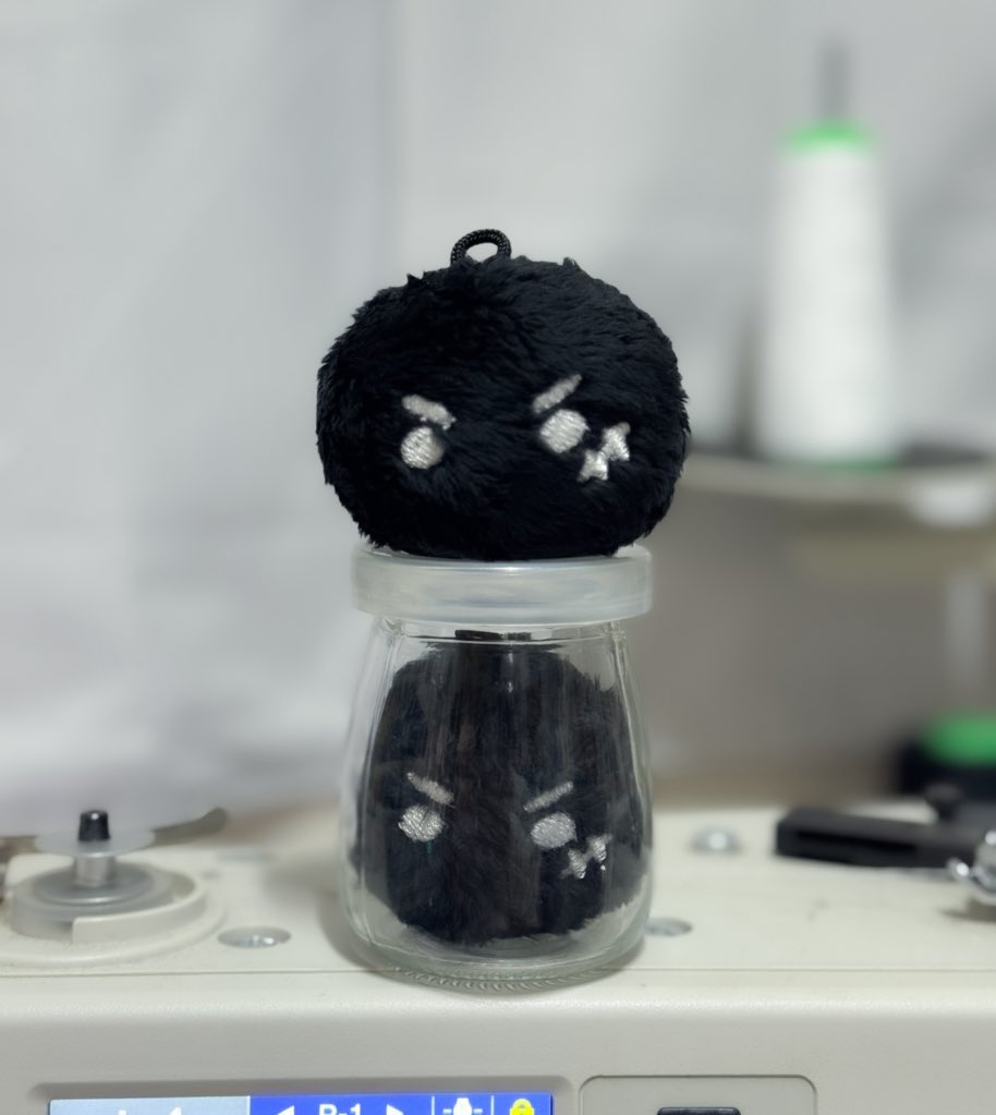 원온에 소량으로 가져가욤🖤
인포는 목요일 저녁이나 금요일날😗