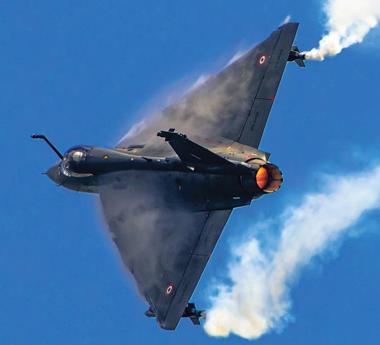 StarmanF's tweet photo. @Kyangs_Thang I missed it too. 

Have been super busy building systems for our frontline fighter jets and more! It's hard.

News coming soon. https://t.co/LHJDuhHj96