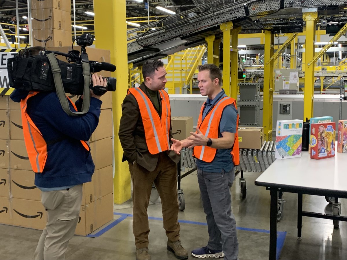 GotGeniusGames's tweet image. We Made the News! 🎉
We’re proud to share that Genius Games was recently featured on FOX 2: Amazon’s St. Peters site gears up for holiday season — and our founder, John Coveyou, shared a bit about what this partnership means for small, independent game-makers like us.