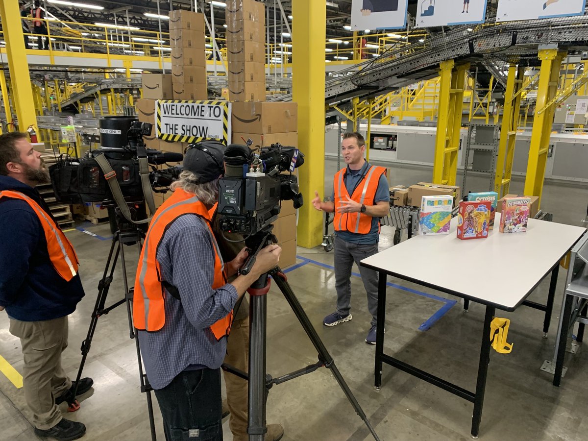 GotGeniusGames's tweet image. We Made the News! 🎉
We’re proud to share that Genius Games was recently featured on FOX 2: Amazon’s St. Peters site gears up for holiday season — and our founder, John Coveyou, shared a bit about what this partnership means for small, independent game-makers like us.