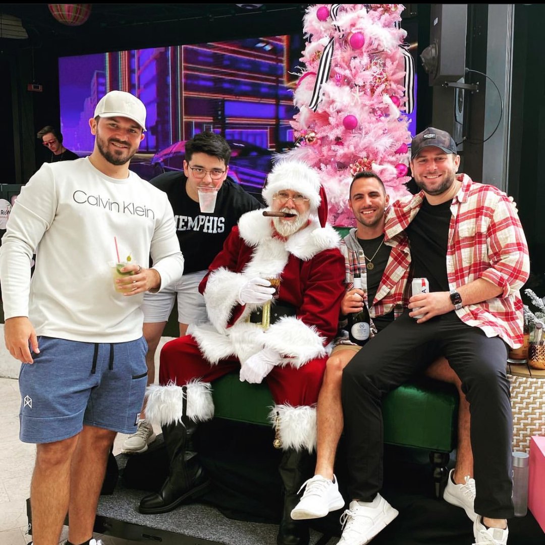 Throw_Delray's tweet photo. SILENT NIGHT? 🌙 NEVER. Pull up in your festive PJs for Jingles &amp; Jammies... cause we're having a Pajama Party! December 20th. 
#DelrayBeach #ThrowSocial #SouthFlorida https://t.co/CH8aB1o2dT