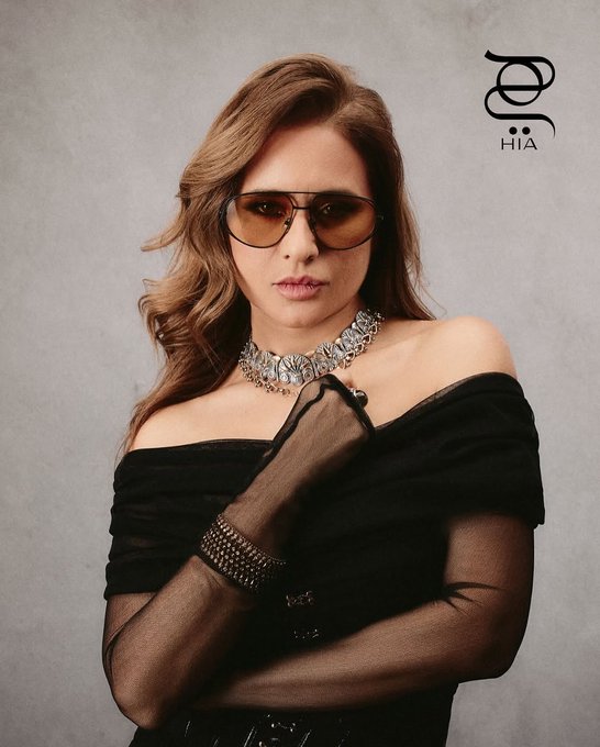 منذ الطفولة تعلمت النجمة المصرية نيللي كريم أن تبرز مواهبها الفنية من الباليه إلى التمثيل من رقصات المسرح إلى التعبير أمام الكاميرات، تحل اليوم ضيفة ستوديو "هي" خلال مهرجان البحر الأحمر ٢٠٢٥  