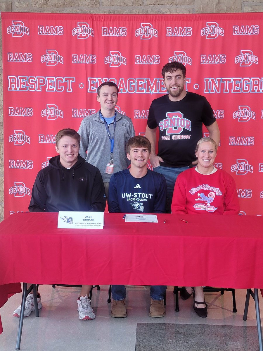 DBQ Senior Activities and Athletics (@dbqseniorrams) on Twitter photo 