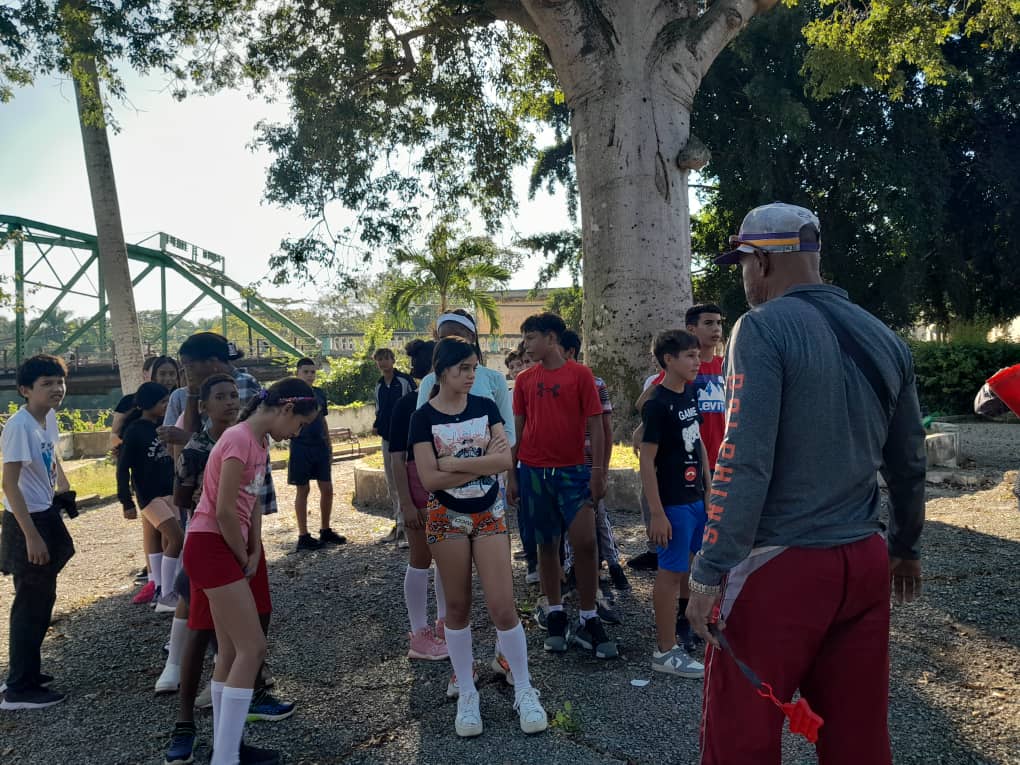 Muchas actividades se desarrollaron hoy en el municipio Sagua con diferentes grupos etarios,dónde todos tenemos derecho a la práctica del deporte, ya que es un derecho del pueblo #JuntosSomosMasFuertes #SaguaConTodos