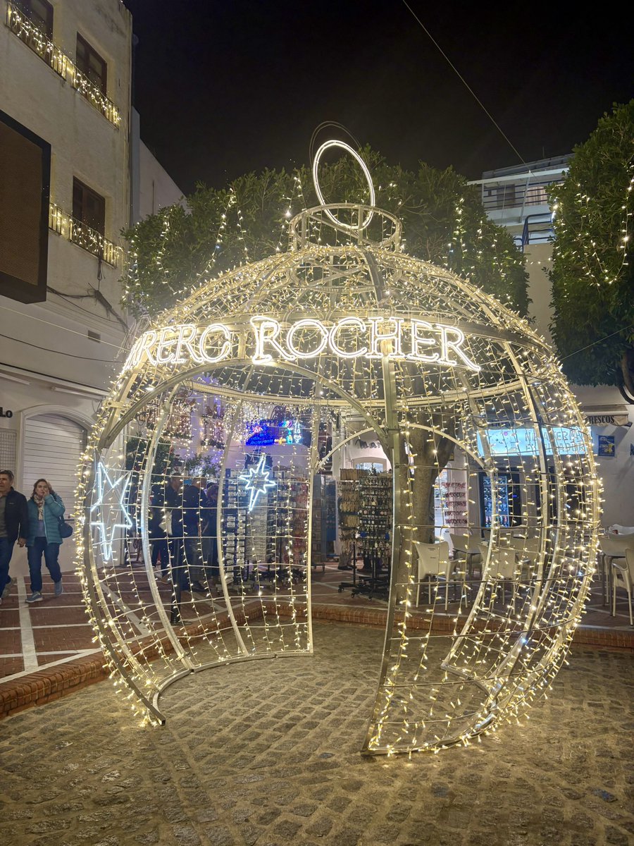 annddreea8's tweet photo. 🎅🏼🫶🏻🎄 https://t.co/wIfJSRK0LY