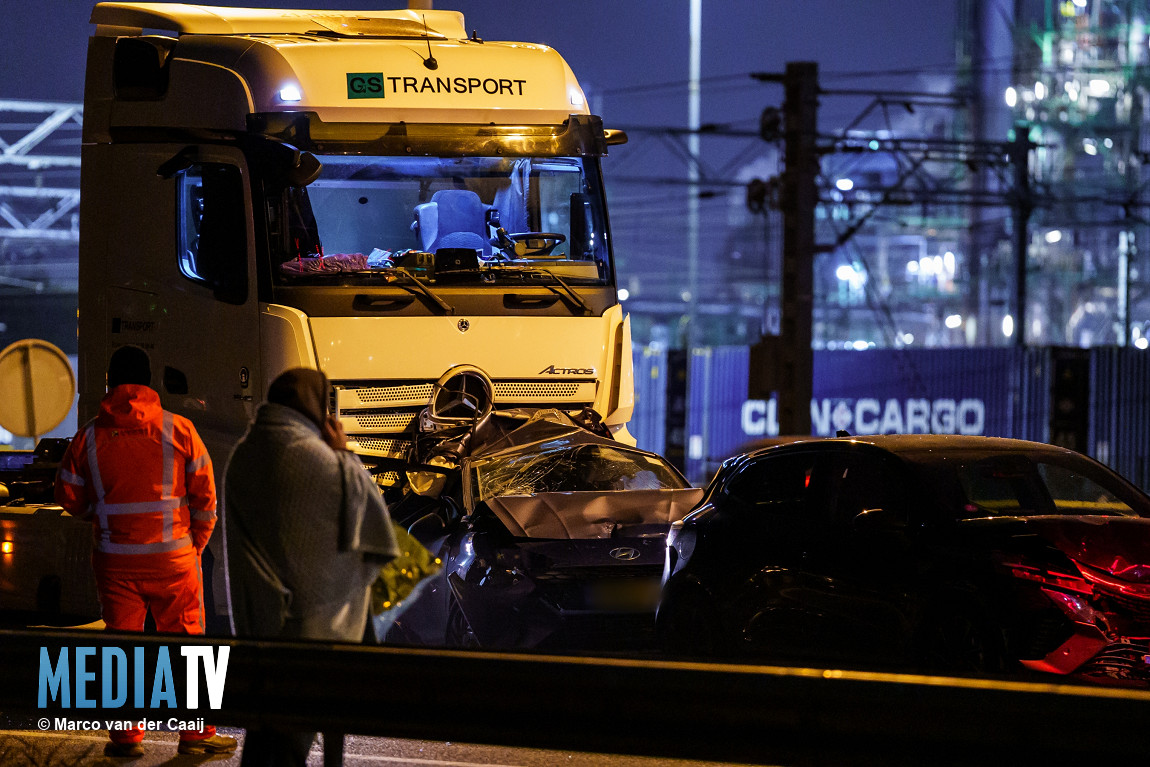 Zwaar ongeluk op de A15 bij Spijkenisse