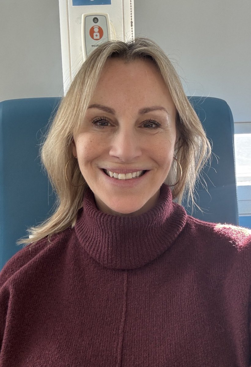 sophieRblake's tweet image. The scan results are in and I’m overwhelmed with relief!
Three years and seven months after starting treatment for Stage 4 metastatic breast cancer found in my liver, lungs, pelvic bone, abdominal lymph node and even on my skin….i’m still NEAD (No Evidence of Active Disease).
I…