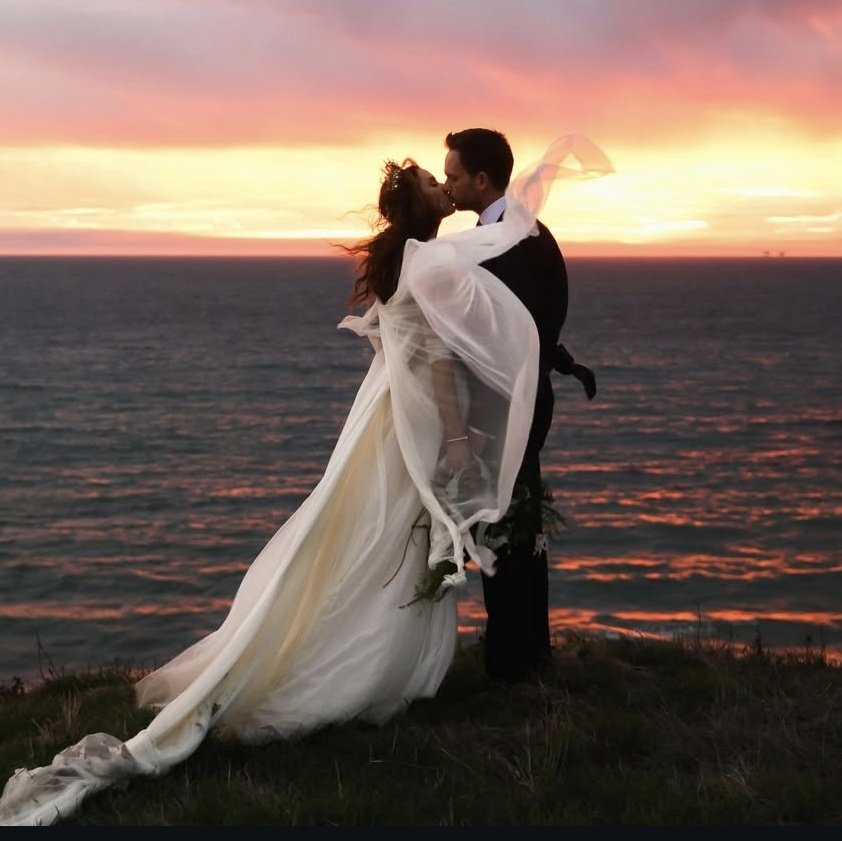 girlfromsuits's tweet image. "I guess we just have to spend the rest of our lives together to get it all in." PATRICK 😭😭😭😭