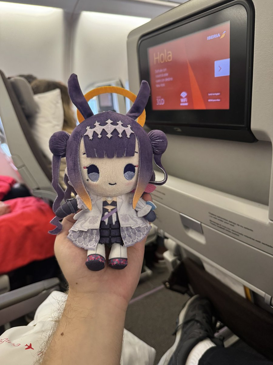 Yuusha Ina going on an adventure in the fantasy land of “Argentina”!!

#TAKOTIME