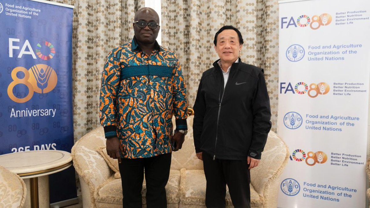 FAOAfrica's tweet photo. A warm welcome to Accra for @FAODG Qu Dongyu!

🇬🇭Ghana's Minister for Food and Agriculture Hon. Eric Opoku welcomed the Director-General at the airport during a transit visit.

@EricOpokuMP @FAOGhana #4betters https://t.co/fgULzWSQpD