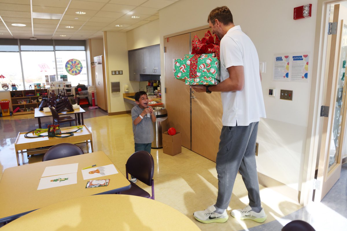 The Dirk Nowitzki Foundation tweet media