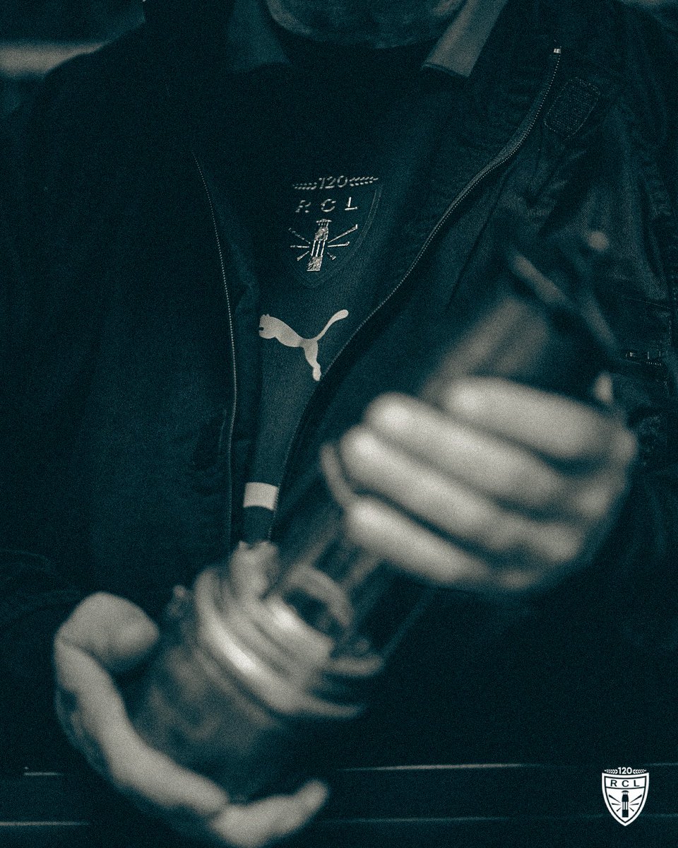 📖 𝐿𝑒 𝑅𝑎𝑐𝑖𝑛𝑔 𝑒𝑡 𝑙𝑒𝑠 𝑀𝑖𝑛𝑒𝑠...

Fidèle à ses racines historiques, le Racing célèbrera la #SainteBarbe ⚒️ - patronne des mineurs – ce dimanche lors de #RCLOGCN à Bollaert-Delelis.

L'occasion de replonger dans l'histoire commune qui lie le RCL aux Houillières. ⤵️