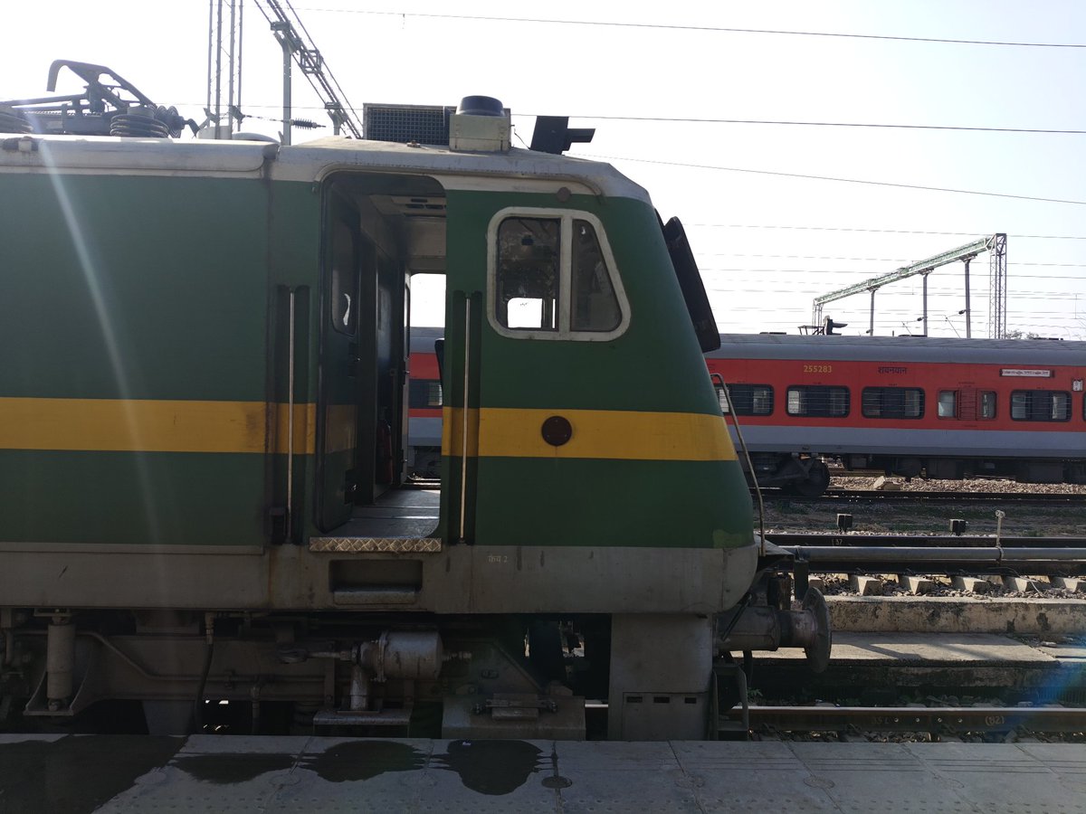 Platform pe excitement, track pe speed!
Aur hamare Bhiwani se Mumbai ke liye nayi train ready!
📍Bhiwani Jn.

<a href="/NWRailways/">North Western Railway</a> <a href="/WesternRly/">Western Railway</a> <a href="/drmbct/">DRM - Mumbai Central, WR</a> <a href="/drmbikaner/">drm bikaner</a>
