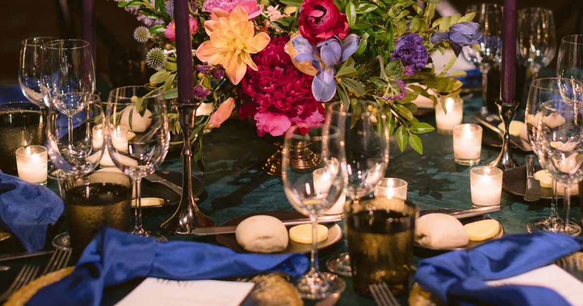 thewhiteroomuk's tweet image. 20 #WinterWedding Colour Palettes That Pay Homage to the Season. 💐🤍✨

Lean intro the wintry weather for your big-day aesthetic. Snowy scenery, crackling #fireplaces, and #twinkling lights paint the #dreamiest backdrop for couples’ wedding celebrations.

shorturl.at/bmqjo