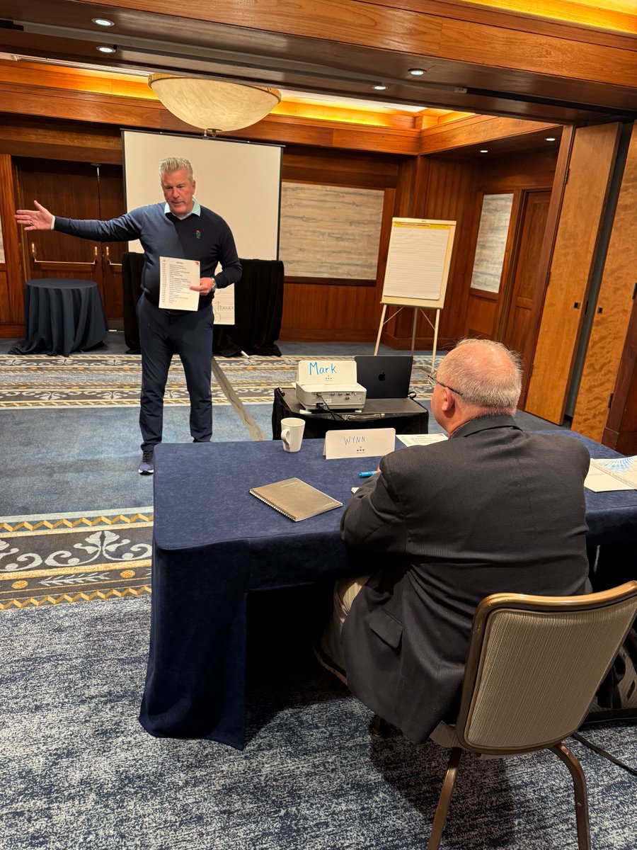 managertools tweet media