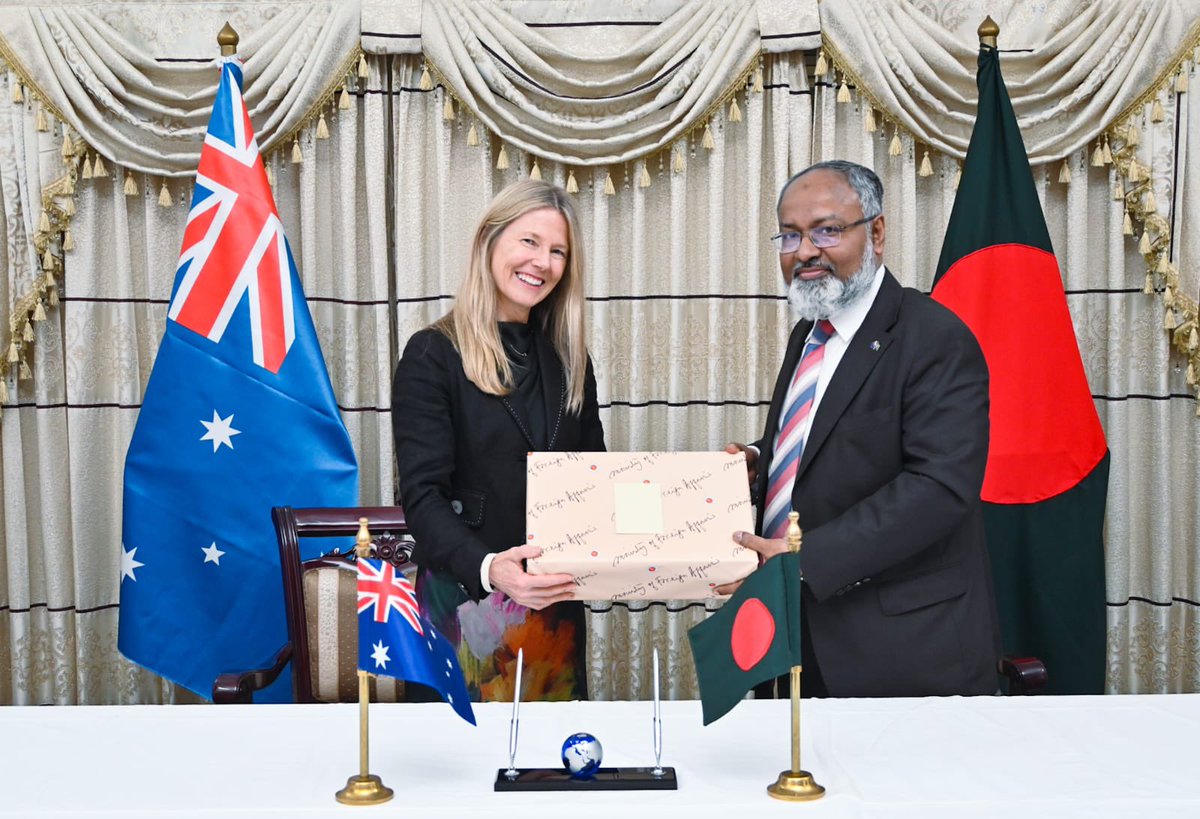 Had 6th Round of Senior Officials’ Talks (with Ms. Sarah Storey, First Assistant Secretary, Department of Foreign Affairs and Trade at a cordial atmosphere, we reaffirmed our commitments to deepening ever-growing bilateral relationship. HC Borhan and HC Ryle were also present.