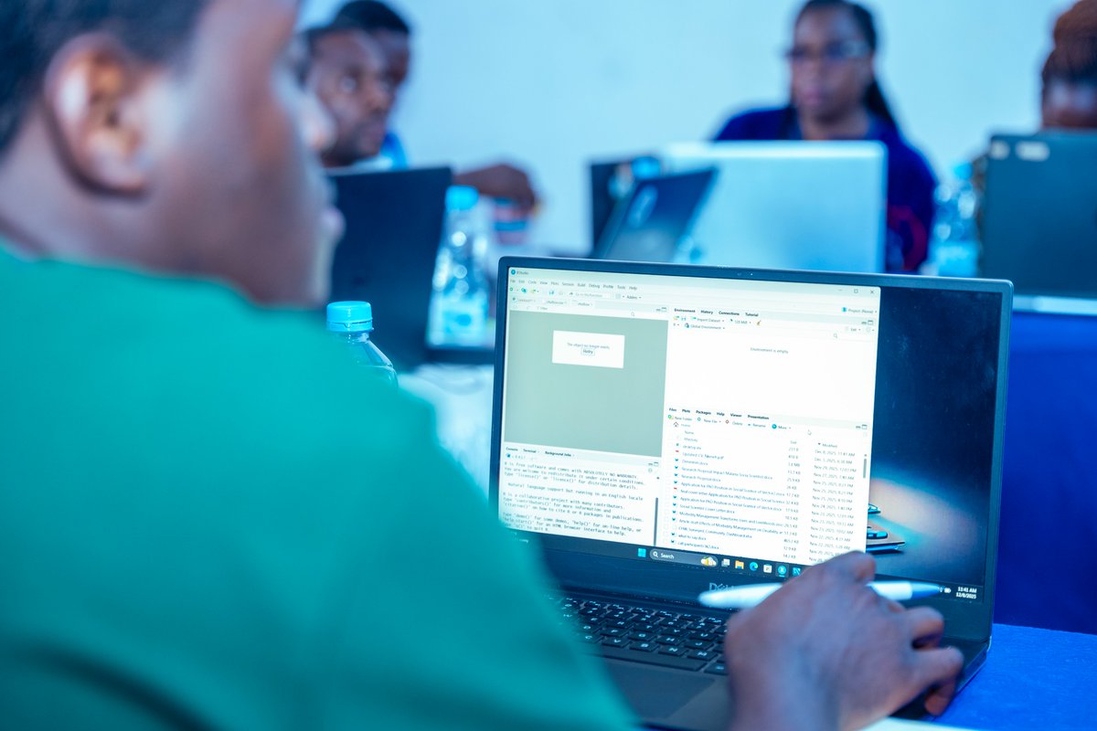 HealthOrganisa4's tweet photo. Day 3 of Week 2 of the #ITP2025 featured another intensive #StatisticalModelling session led by Dr. Taiwo Adegoke, with participants advancing their skills in #EDA and key regression techniques.
@AMMnetwork @HealthOrganisa4
#ITP2025 #StatisticalModeling #AMMnet #HOW #FINISTECH https://t.co/SCFFMb5q3Q